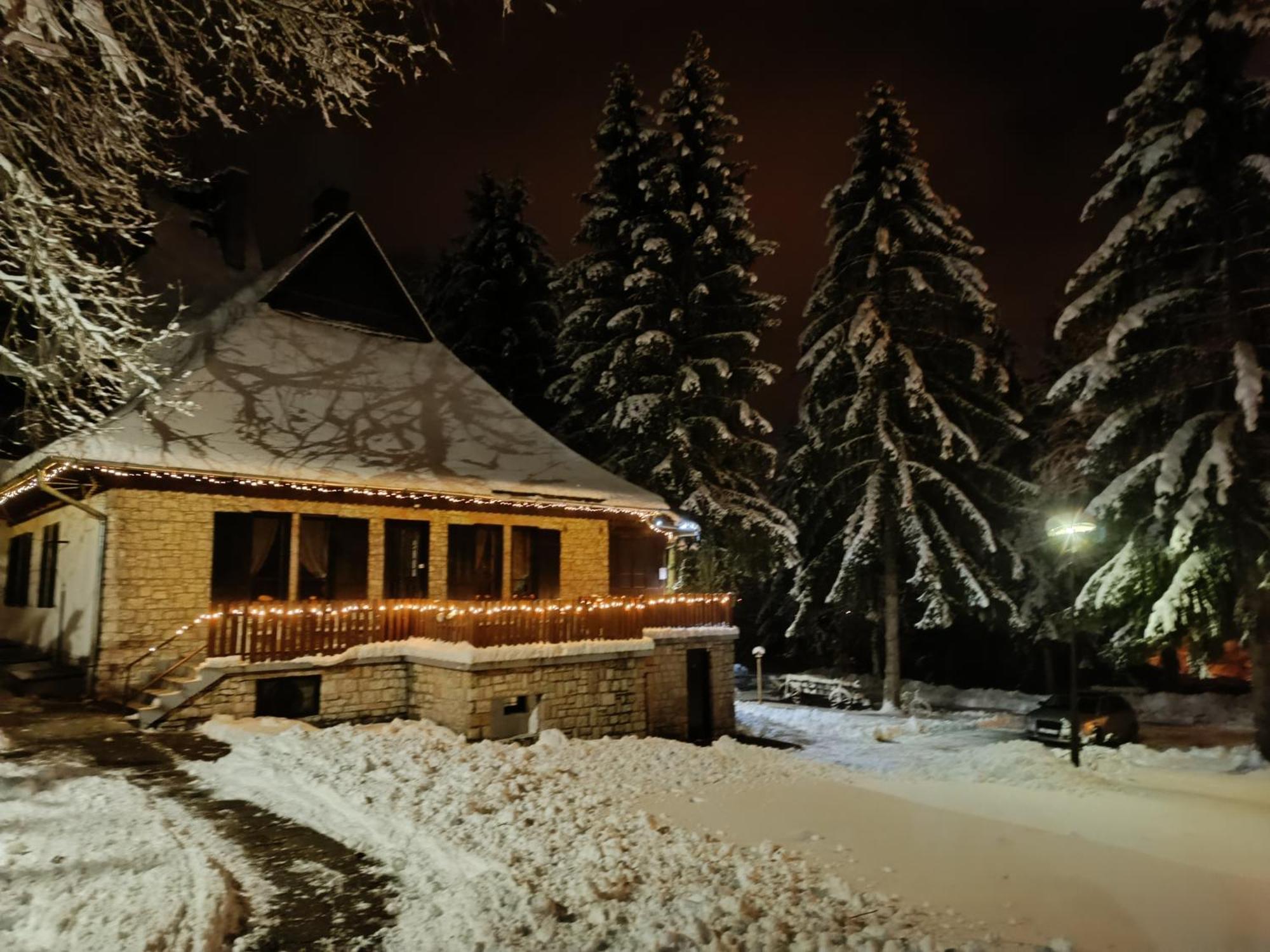 Déjá Vu Szállás&Rendezvény Zirc Exterior foto